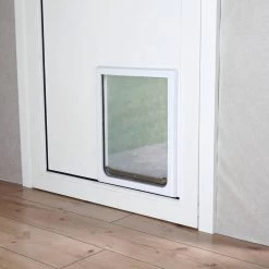 Trixie 2-Weg Hondenluik Wit - S-M 30 X 36 CM -Katten Hondenbenodigdheden Winkel 1200x1198 2