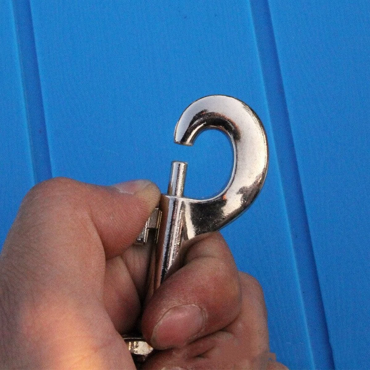 URBANKR8 - Koppelstel Nylon Zwart 35 Cm 2.5 Cm Breed 7 Cm Musketonhaak 4 URBANKR8 - Koppelstel Nylon Zwart 35 Cm 2.5 Cm Breed 7 Cm Musketonhaak - Afbeelding 2