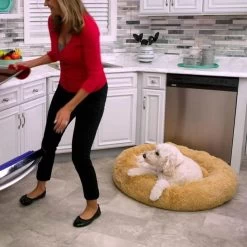 Peaceful Pooch S - Pluizig Hondenbed - 58cm Diameter - Opvouwbaar - In Verschillende Maten. Kattenbed - Wasbaar - Uitneembare Vulling - Ontspant Gewrichten En Spieren - Anti-slip Noppenbodem -Katten Hondenbenodigdheden Winkel 1200x1200 761