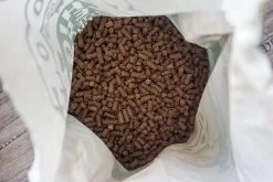 WOOOF Regular 14KG - Geperst Hondenvoer - Geperste Hondenbrokken - Droogvoer - 14KG -Katten Hondenbenodigdheden Winkel 1200x800 6