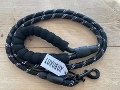 Hondenriem - Luxueux - Nieuw Verstevigd Model – Reflecterend - Voor Grote En Kleine Honden - Duurzaam Touw - Stevige Grip - Honden Trainen – Zwart - 1,50 Meter 10 Hondenriem - Luxueux - Nieuw Verstevigd Model – Reflecterend - Voor Grote En Kleine Honden - Duurzaam Touw - Stevige Grip - Honden Trainen – Zwart - 1,50 Meter -Katten Hondenbenodigdheden Winkel 1200x900 7